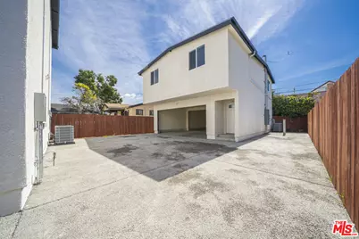 236 W 84th Pl, Los Angeles, CA 90003 - Photo 1