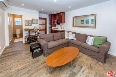 38 Sunset Ave #A, Venice, CA 90291 - Photo 1