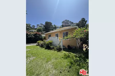 368 Entrada Dr, Santa Monica, CA 90402 - Photo 1