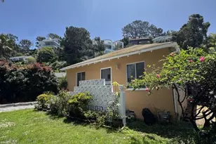 368 Entrada Dr, Santa Monica, CA 90402 - Photo 1