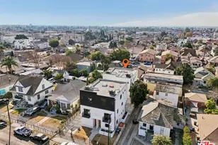 438 E 28th St, Los Angeles, CA 90011 - Photo 1