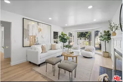 10232 S 2nd Ave, Inglewood, CA 90303 - Photo 1