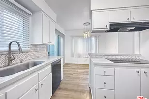 817 E Nutwood St, Inglewood, CA 90301 - Photo 1