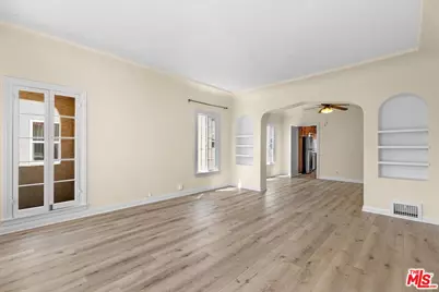 429 N Gardner St #429.5, Los Angeles, CA 90036 - Photo 1