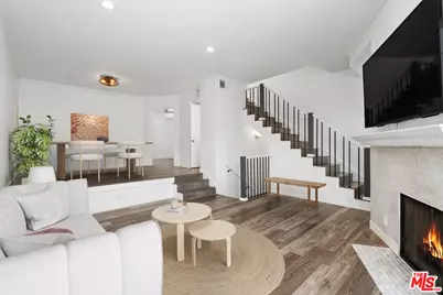 5100 Riverton Ave #14, North Hollywood, CA 91601 - Photo 1