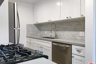 301 S Swall Dr, Los Angeles, CA 90048 - Photo 1