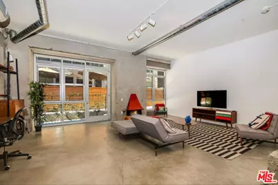 527 Molino St #112, Los Angeles, CA 90013 - Photo 1