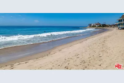 21640 Pacific Coast Hwy, Malibu, CA 90265 - Photo 1