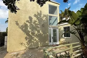 665 W Palm Ave, El Segundo, CA 90245 - Photo 1