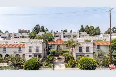 8025 Redlands St #20, Playa del Rey, CA 90293 - Photo 1