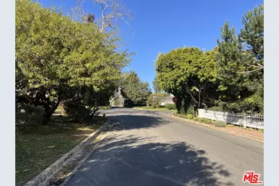 1355 Monaco Dr, Pacific Palisades, CA 90272 - Photo 1