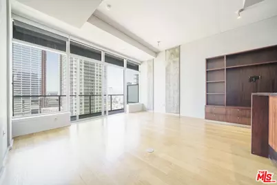 1155 S Grand Ave #1310, Los Angeles, CA 90015 - Photo 1