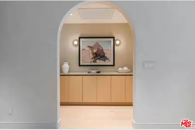 23426 Erwin St, Woodland Hills, CA 91367 - Photo 1