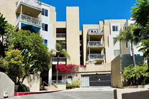 2222 N Beachwood Dr, Los Angeles, CA 90068 - Photo 1