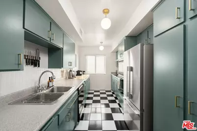 7949 Selma Ave #18, Los Angeles, CA 90046 - Photo 1