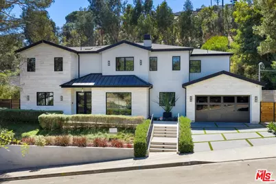 1319 Marinette Rd, Pacific Palisades, CA 90272 - Photo 1