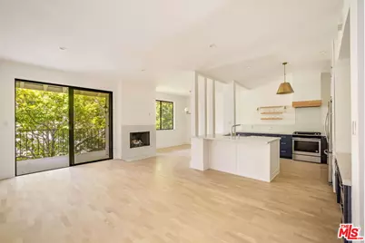 502 San Vicente Blvd #302, Santa Monica, CA 90402 - Photo 1