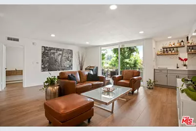 5215 Balboa Blvd #101, Encino, CA 91316 - Photo 1