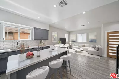 1121 Browning Blvd, Los Angeles, CA 90037 - Photo 1