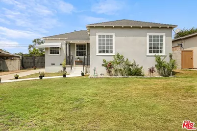 9813 S 3rd Ave, Inglewood, CA 90305 - Photo 1