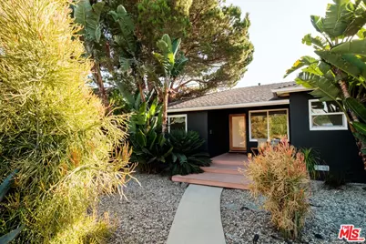 3625 Berryman Ave, Los Angeles, CA 90066 - Photo 1