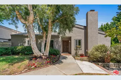 8 Village Pkwy, Santa Monica, CA 90405 - Photo 1