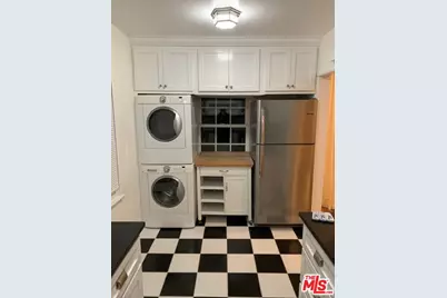 9381 Charleville Blvd, Beverly Hills, CA 90212 - Photo 1