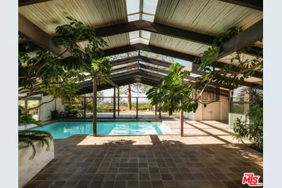 667 Ledo Way, Los Angeles, CA 90049 - Photo 1