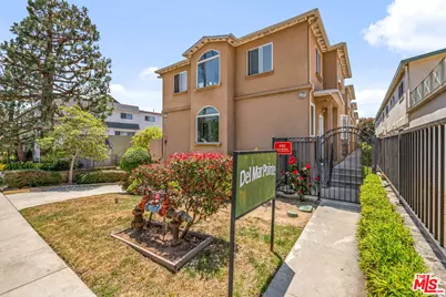 222 W Imperial Ave #3, El Segundo, CA 90245 - Photo 1