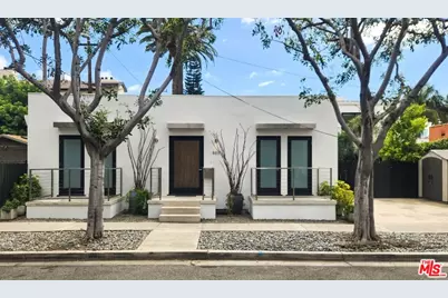 8616 Sherwood Dr, West Hollywood, CA 90069 - Photo 1