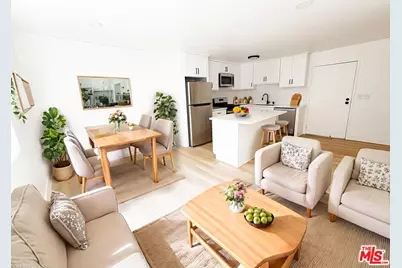 5440 Carlton Way #106, Los Angeles, CA 90027 - Photo 1