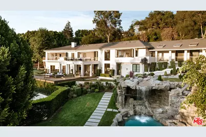 9694 Oak Pass Rd, Beverly Hills, CA 90210 - Photo 1