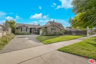 13400 Weddington St, Sherman Oaks, CA 91401 - Photo 1