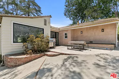 11320 Alethea Dr, Sunland, CA 91040 - Photo 1