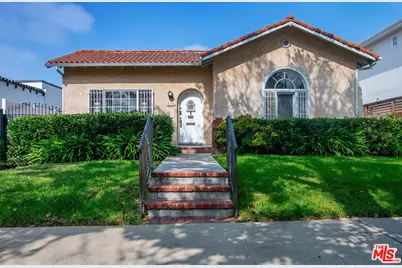 539 N Poinsettia Pl, Los Angeles, CA 90036 - Photo 1