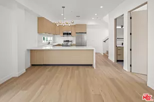 11006 Hortense St, North Hollywood, CA 91602 - Photo 1