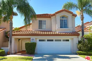 27 Comiso, Irvine, CA 92614 - Photo 1