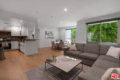 2010 S Beverly Glen Blvd #302, Los Angeles, CA 90025 - Photo 1