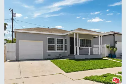 820 W 98th St, Los Angeles, CA 90044 - Photo 1