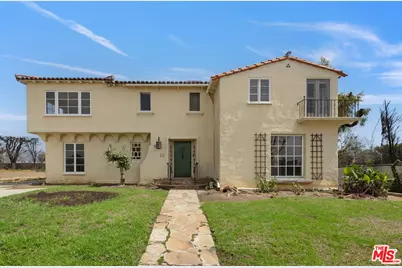 720 Chapala Dr, Pacific Palisades, CA 90272 - Photo 1