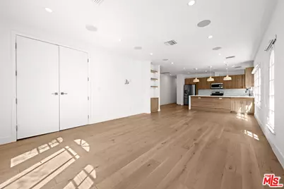 424 N Gardner St #1/2, Los Angeles, CA 90036 - Photo 1