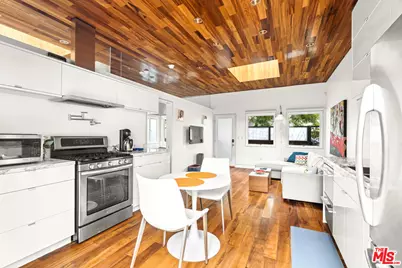 522 Rialto Ave, Venice, CA 90291 - Photo 1