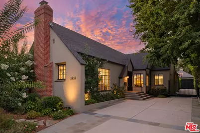 2239 Paloma St, Pasadena, CA 91104 - Photo 1