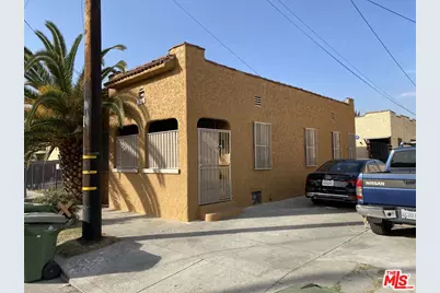 711 W 54th St, Los Angeles, CA 90037 - Photo 1