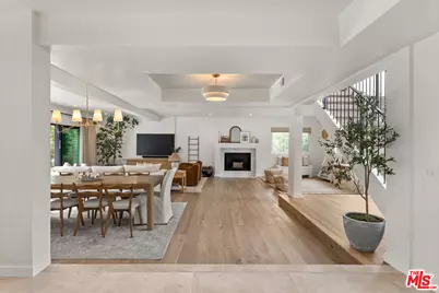 4401 Pampas Rd, Woodland Hills, CA 91364 - Photo 1