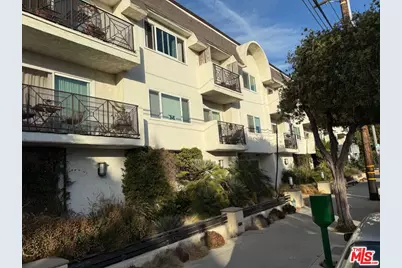 2721 2nd St #108, Santa Monica, CA 90405 - Photo 1