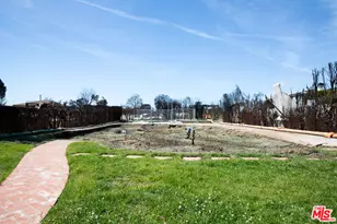 755 Iliff St, Pacific Palisades, CA 90272 - Photo 1