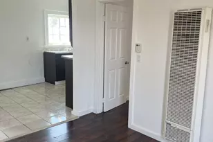 524 W Vernon Ave, Los Angeles, CA 90037 - Photo 1