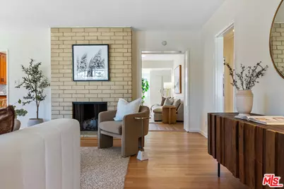 6410 W 84th Pl, Los Angeles, CA 90045 - Photo 1