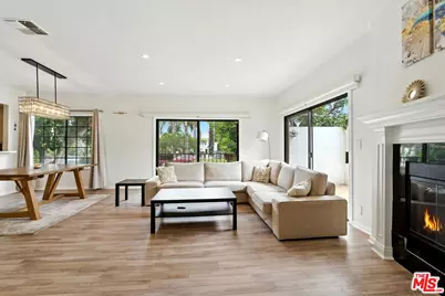 1434 19th St #101, Santa Monica, CA 90404 - Photo 1